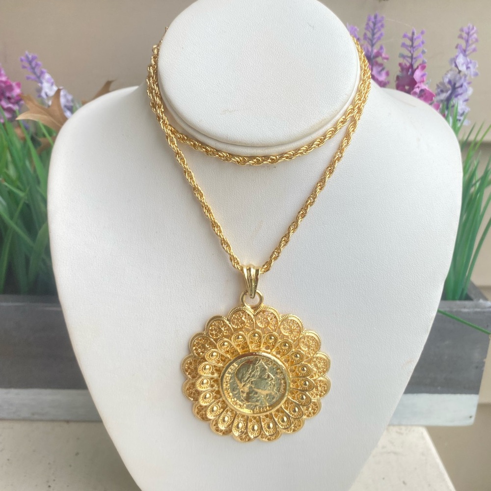 - GG NECKLACE - Picture 6 of 10